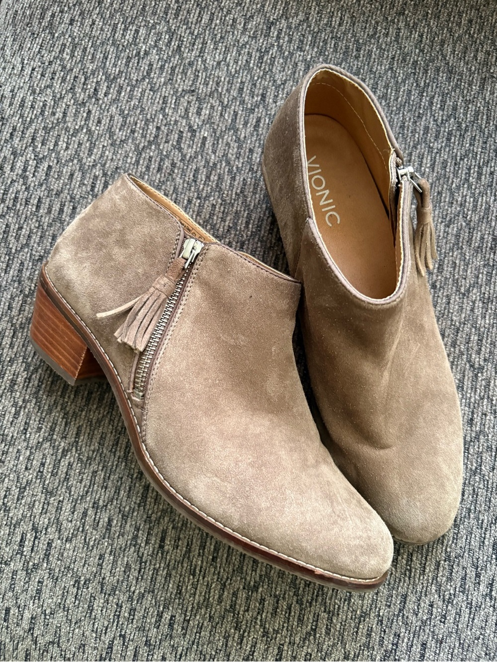 Vionic Serena Suede Ankle Boot Booties In Taupe Women’s 9.5 - Picture 4 of 11
